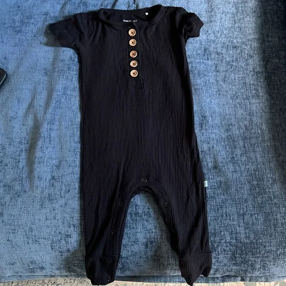 Short Sleeve Henley Romper - Picture 2 of 6